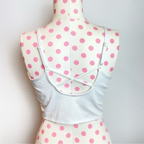 SOLD - PINK Ultimate Lightly Lined Sports Crop Top Bra Cross Back White Large - Picture 5 of 9